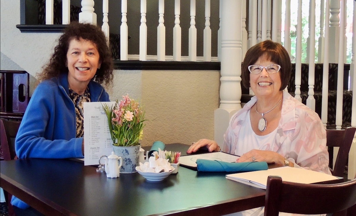 Sipping tea with Debbie Macomber